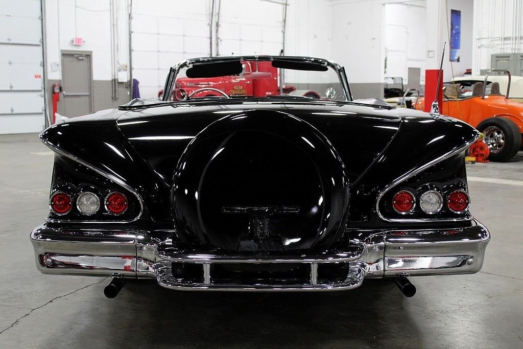 1958 Chevrolet Impala photo 6
