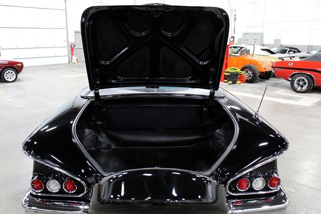 1958 Chevrolet Impala photo 23