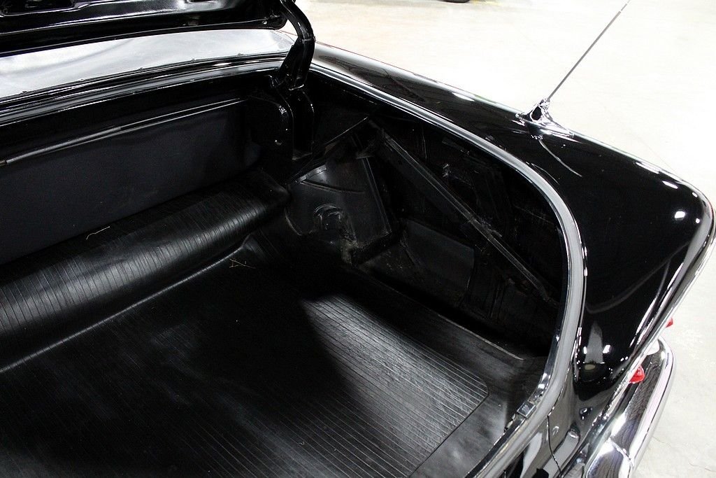 1958 Chevrolet Impala photo 36
