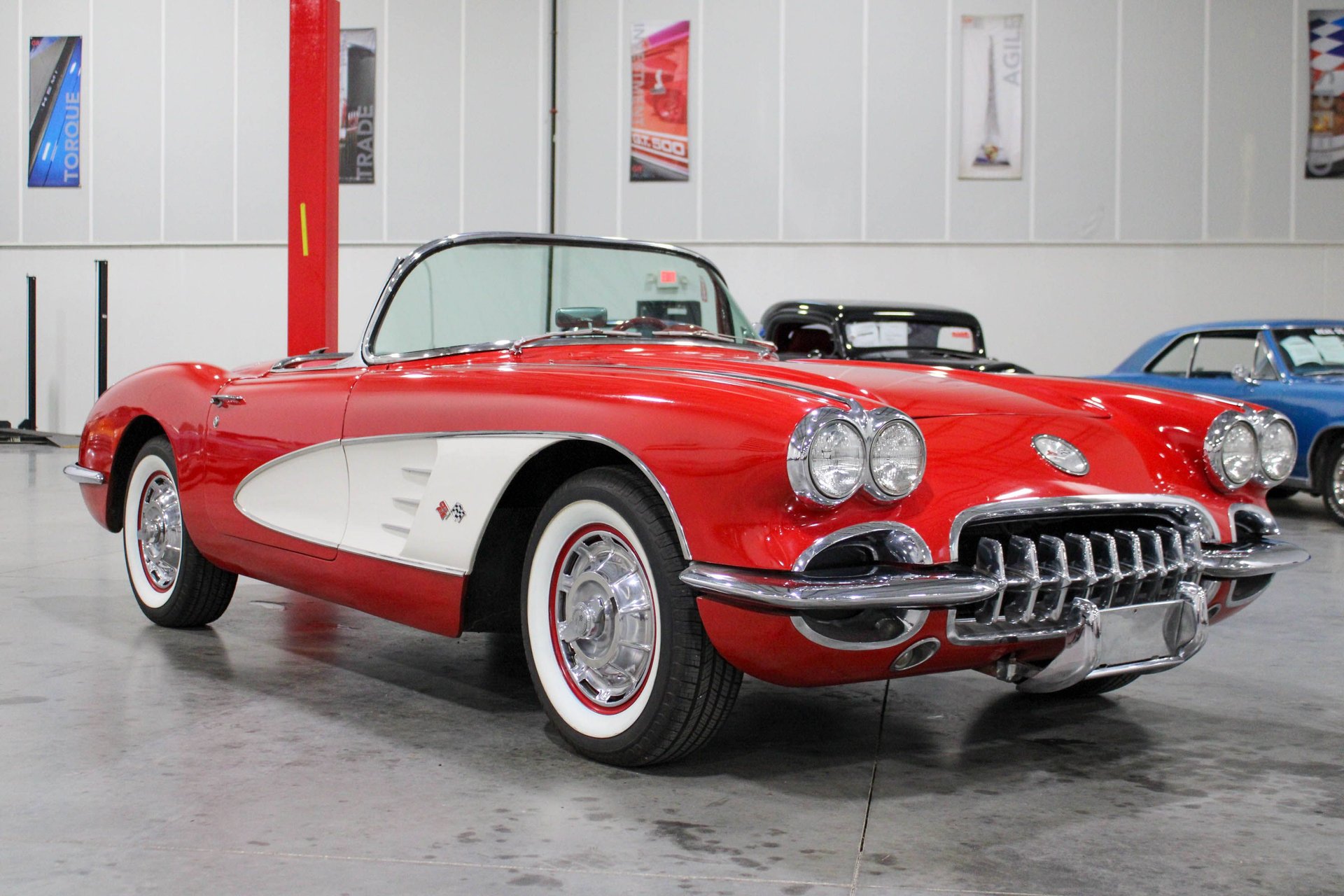 1960 Chevrolet Corvette photo 2