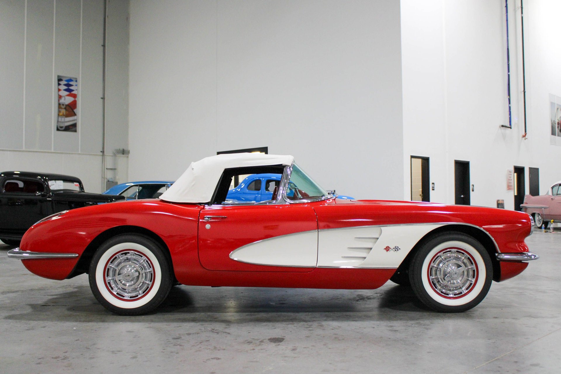 1960 Chevrolet Corvette photo 21