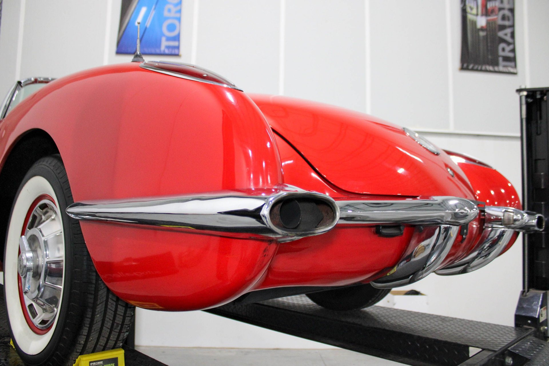 1960 Chevrolet Corvette photo 107