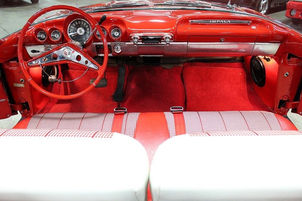 1960 Chevrolet Impala Convertible photo 17