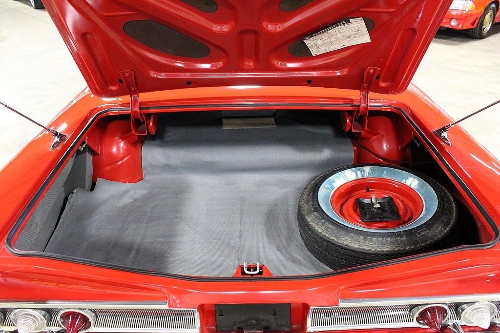 1960 Chevrolet Impala Convertible photo 20