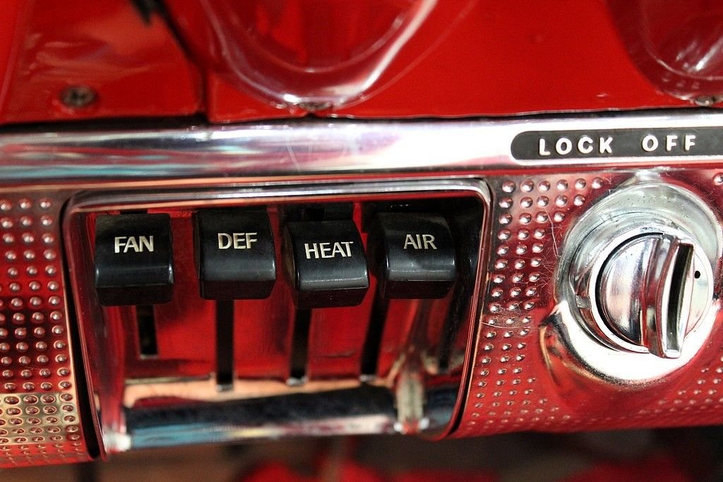 1960 Chevrolet Impala Convertible photo 39