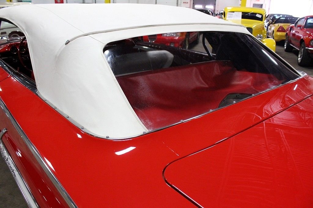 1960 Chevrolet Impala Convertible photo 53