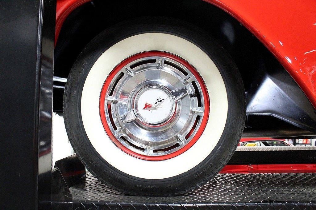 1960 Chevrolet Impala Convertible photo 75