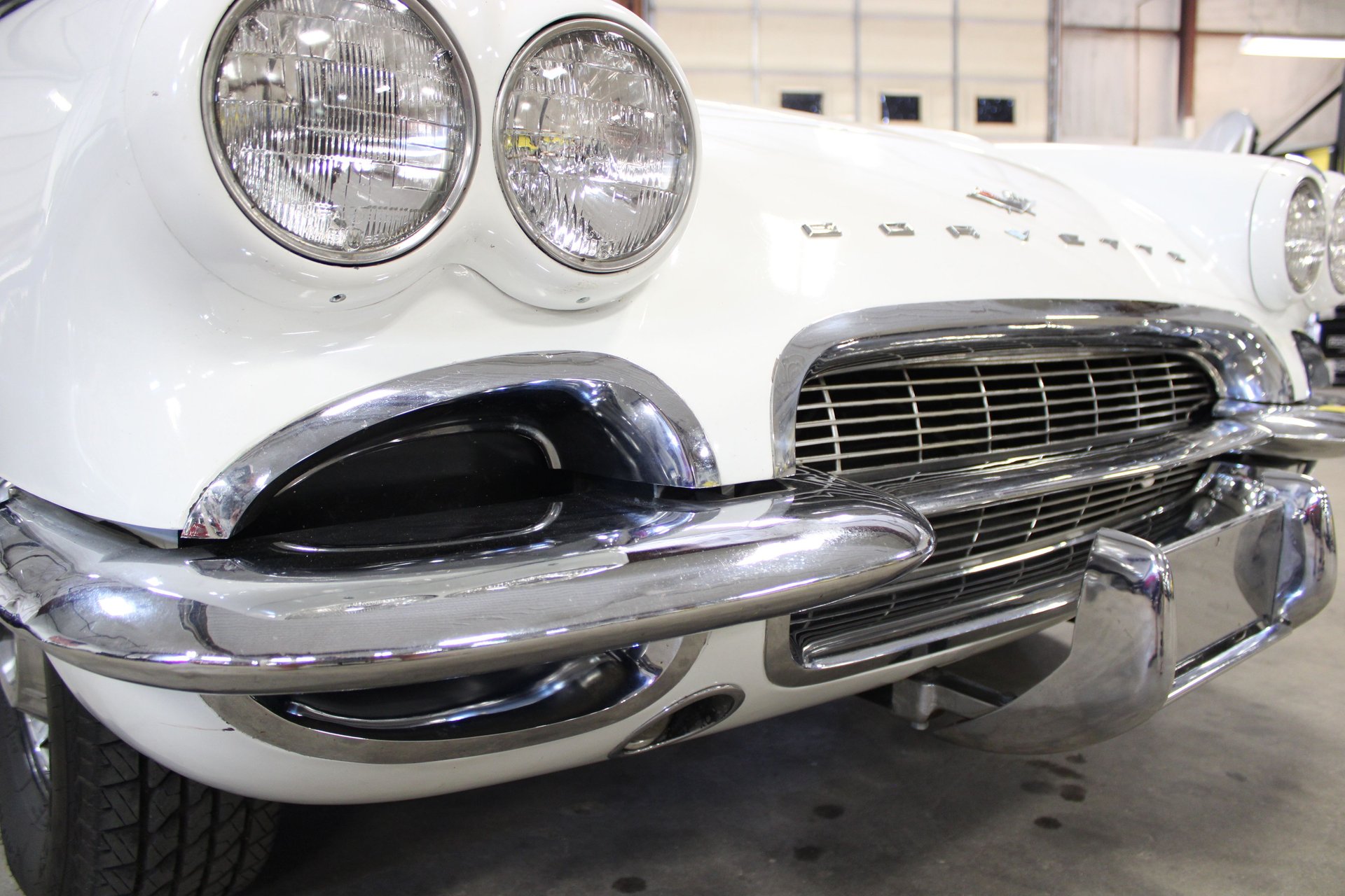 1961 Chevrolet Corvette photo 17
