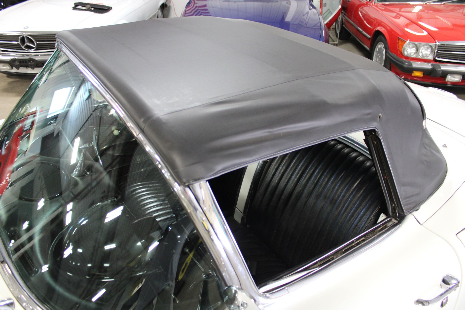 1961 Chevrolet Corvette photo 26