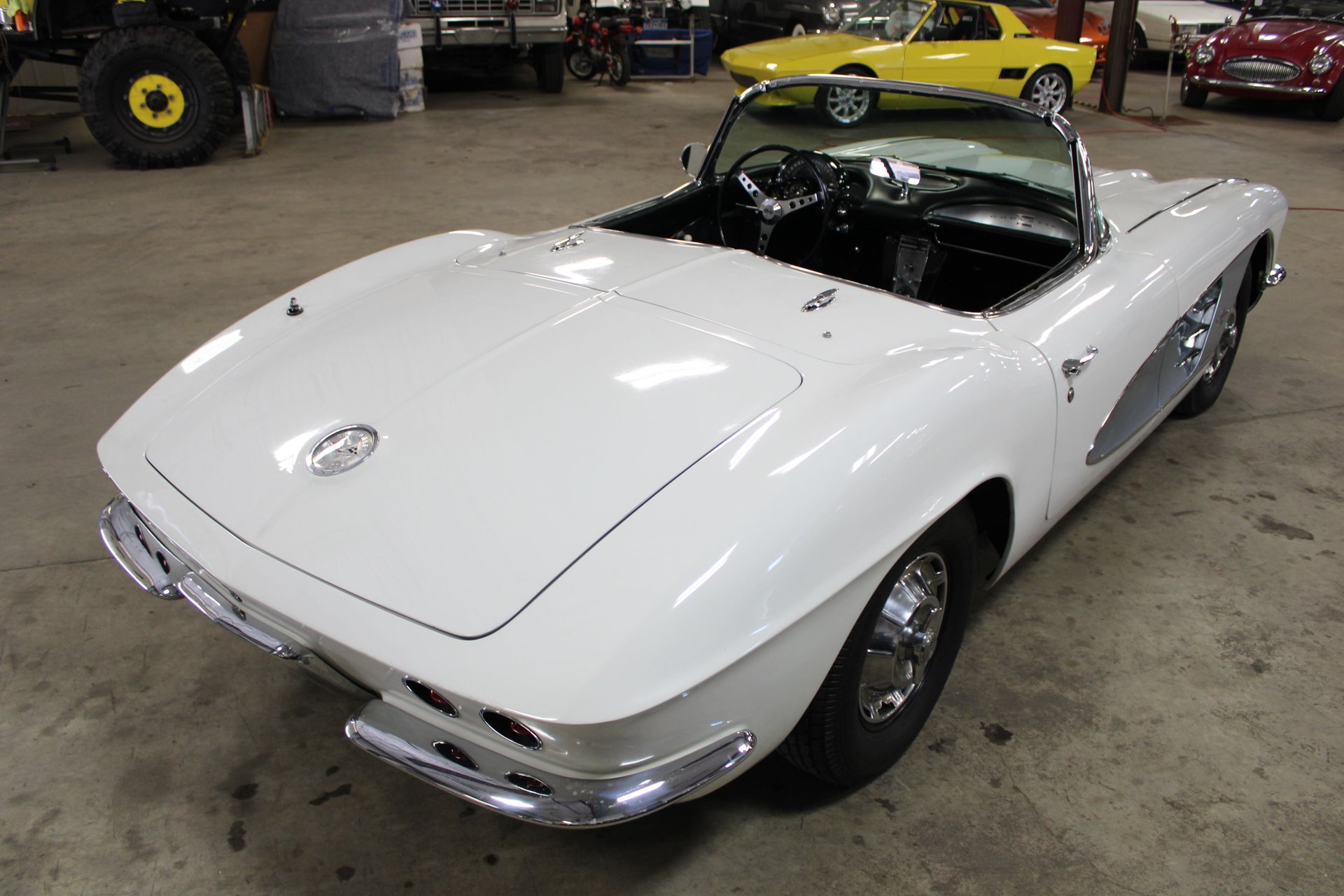 1961 Chevrolet Corvette photo 35