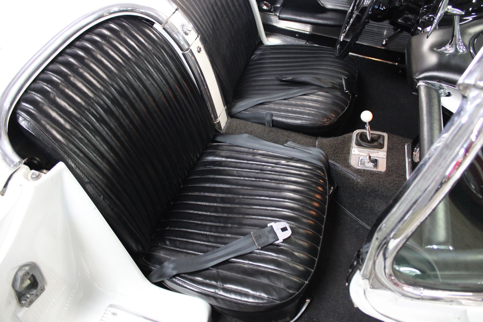 1961 Chevrolet Corvette photo 40