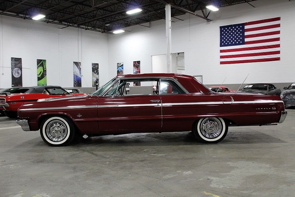 1964 Chevrolet Impala SS photo 4