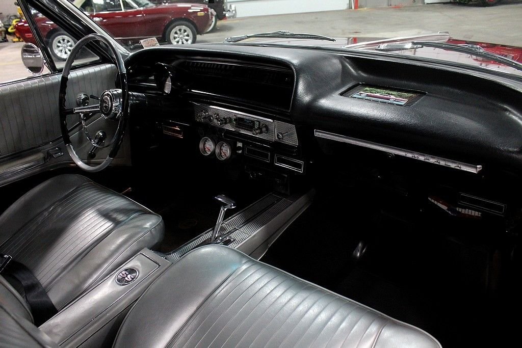 1964 Chevrolet Impala SS photo 13