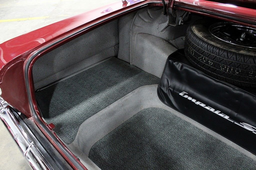 1964 Chevrolet Impala SS photo 40
