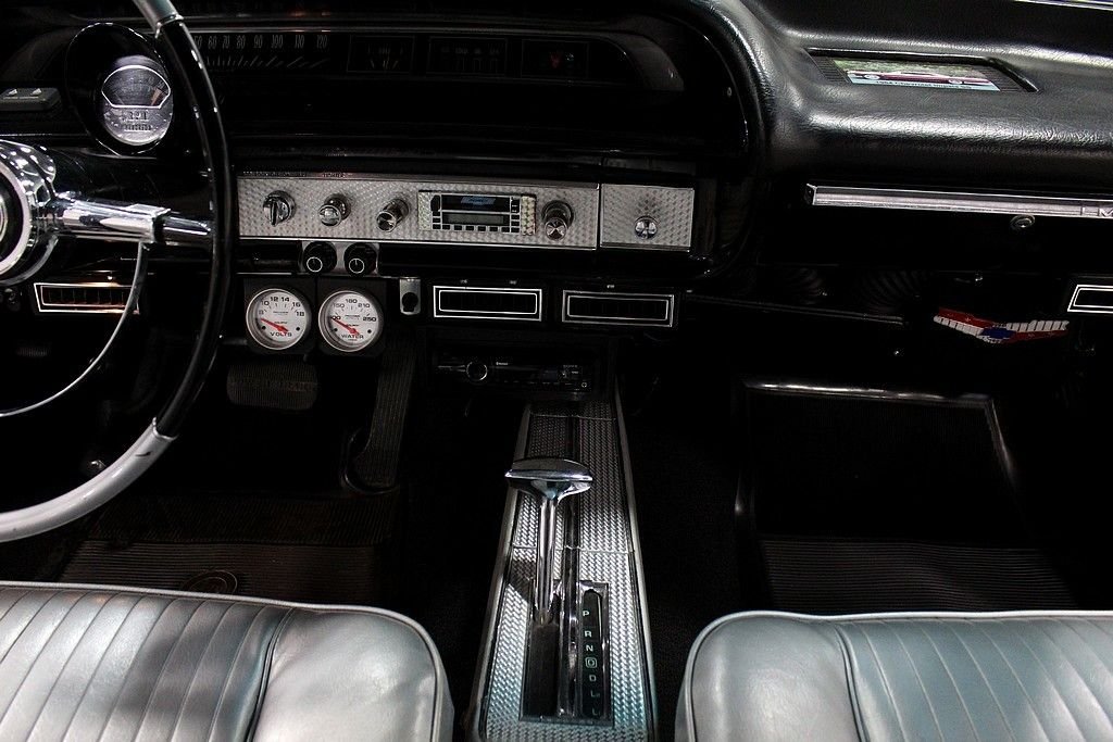 1964 Chevrolet Impala SS photo 46