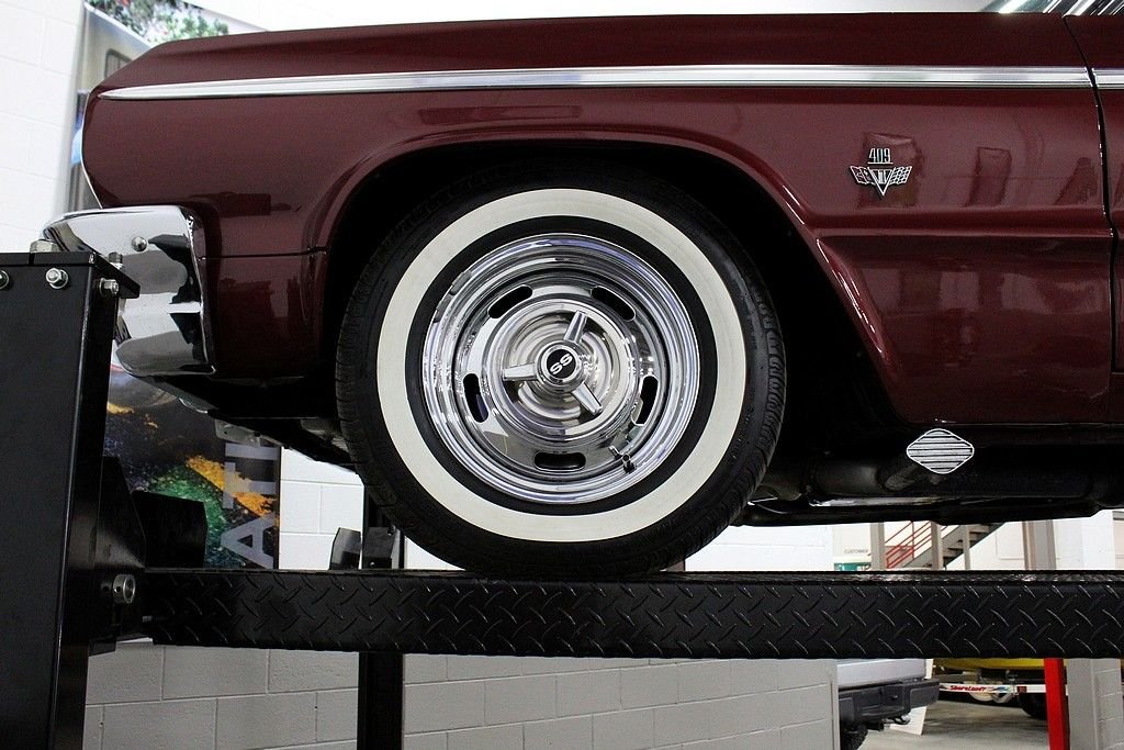 1964 Chevrolet Impala SS photo 90