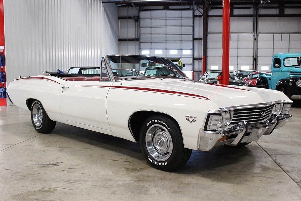 1967 Chevrolet Impala SS 427 photo 2