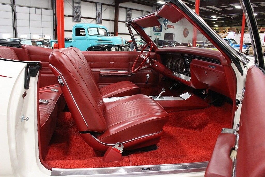 1967 Chevrolet Impala SS 427 photo 32