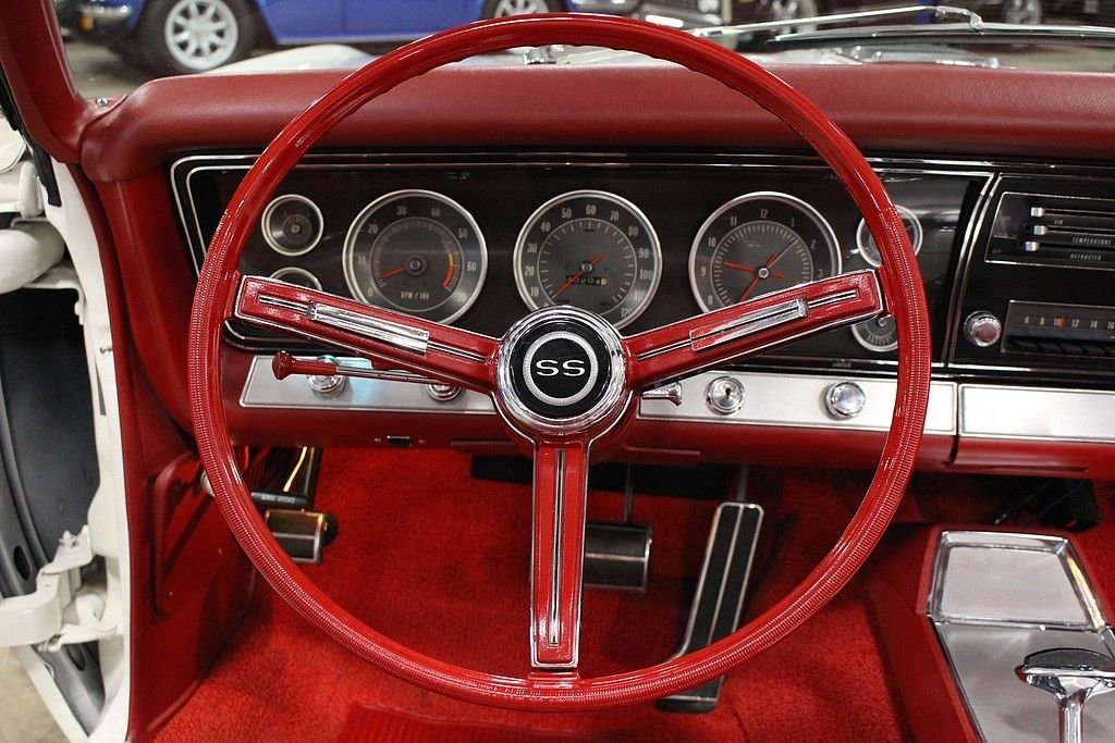 1967 Chevrolet Impala SS 427 photo 36