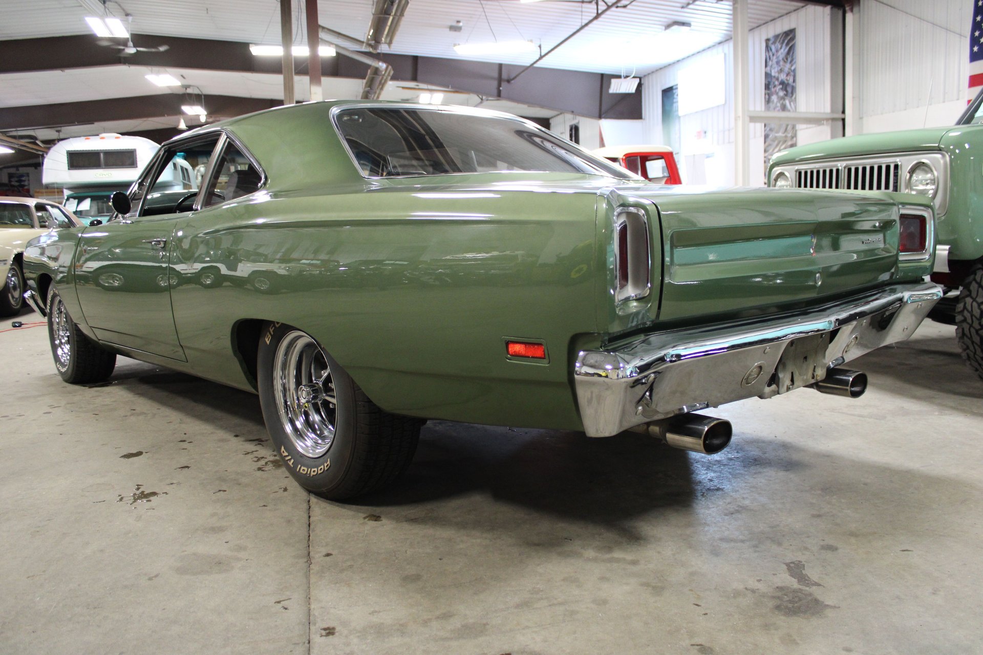 1969 Plymouth Roadrunner photo 4