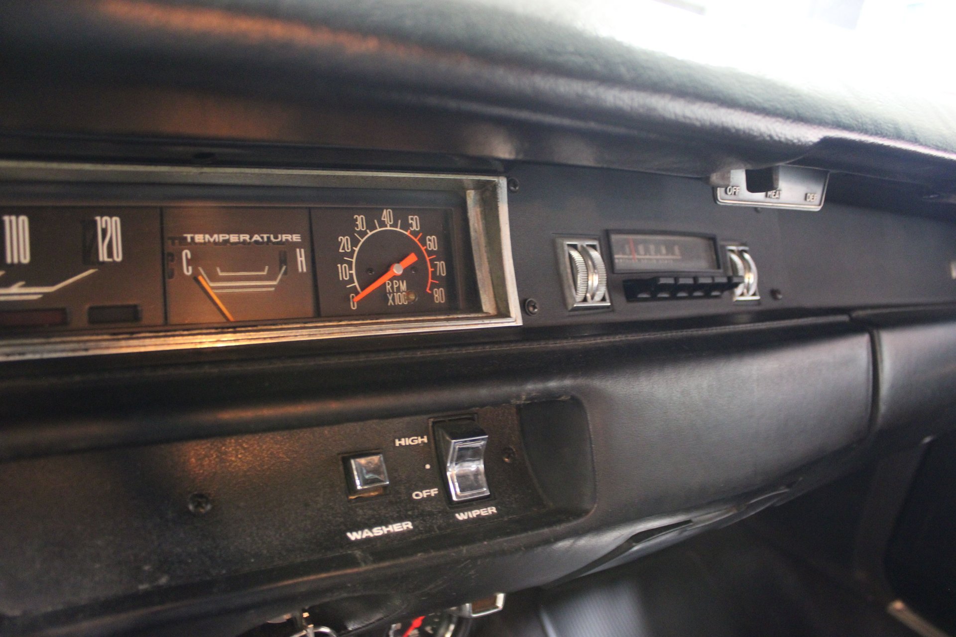1969 Plymouth Roadrunner photo 34